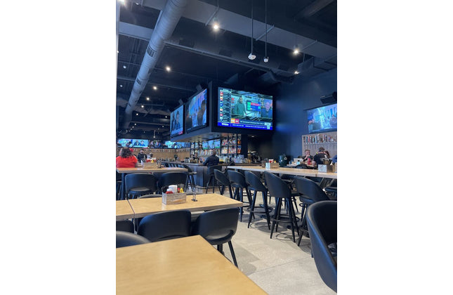 AMKO M3567 Metal Frame Swivel Restaurant Barstool