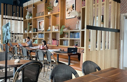 AMKO T20P Plank Black Walnut Live Edge Restaurant Table Top