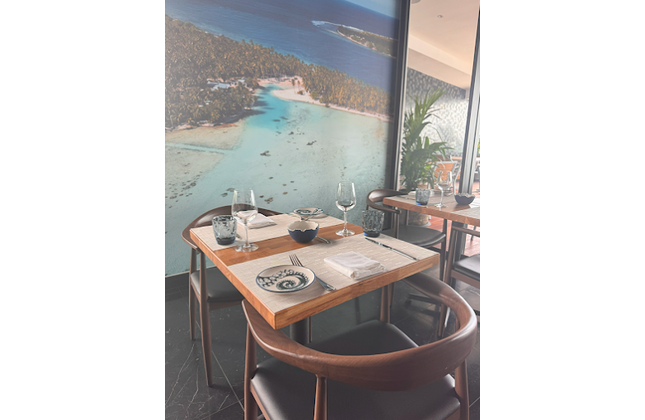 AMKO M5680A Walnut Commercial Grade Restaurant Chair