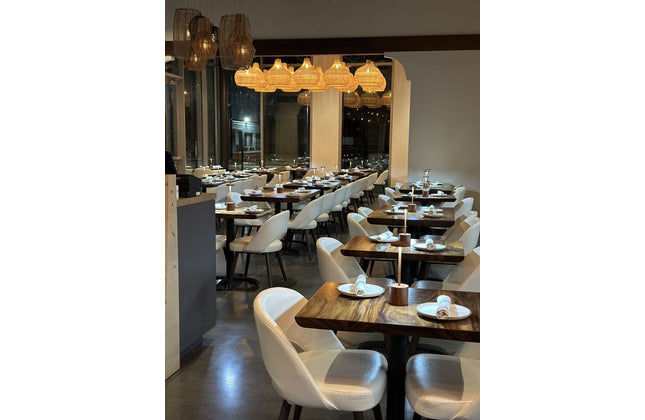 AMKO M5670 White Commercial Grade Restaurant Chair