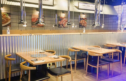 AMKO M5680 Oak Commercial Grade Restaurant Chair