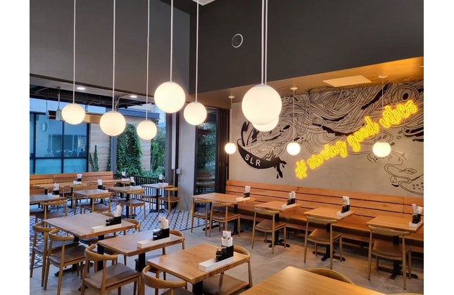 AMKO T10 Plank White Oak Live Edge Restaurant Table Top