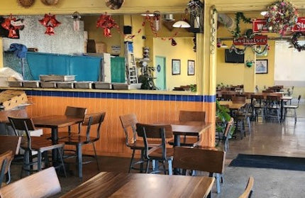 AMKO T19 Plank South American Walnut Live Edge Restaurant Table Top